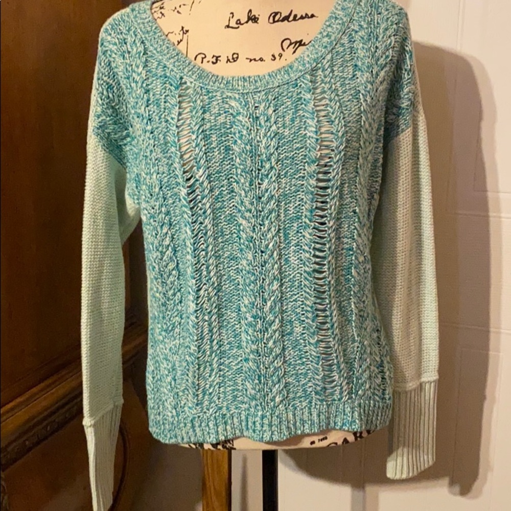 AE Sweater😘